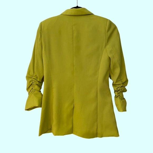 💕sold💕Audrey 3+1 Chartreuse 3/4 Sleeve Blazer Women's Sz Small - Picture 3 of 5